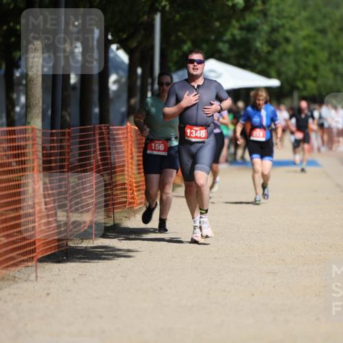 07.09.2025 - 19. Norderstedt Triathlon Michael Strokosch http://msf.ph/oto/8749137 07.09.2025 12:41:08 Laufen 156, 1346 meine-sportfotos.de