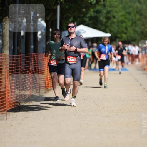 07.09.2025 - 19. Norderstedt Triathlon Michael Strokosch http://msf.ph/oto/8749141 07.09.2025 12:41:08 Laufen 156, 1346 meine-sportfotos.de