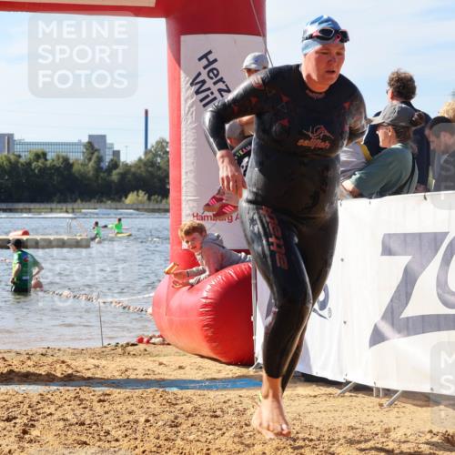 07.09.2025 - 19. Norderstedt Triathlon Luisa Fischer http://msf.ph/oto/8749202 07.09.2025 10:56:08 Schwimmen 229, 1301, 1314 meine-sportfotos.de