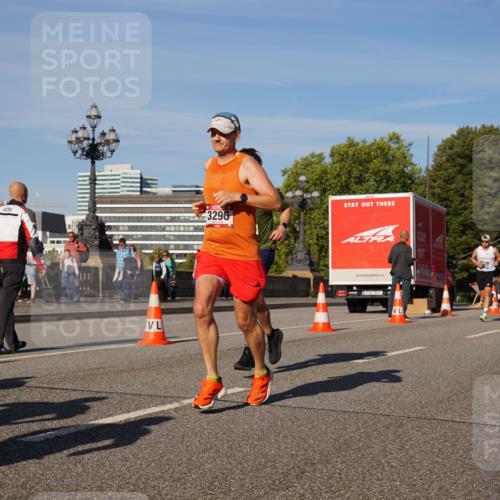 07.09.2025 - BARMER Alsterlauf Yannick Fuchs http://msf.ph/oto/8749204 07.09.2025 09:33:51 Laufen 3296 meine-sportfotos.de