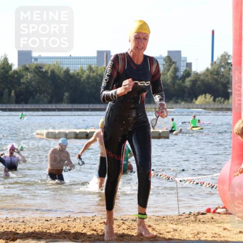 07.09.2025 - 19. Norderstedt Triathlon Luisa Fischer http://msf.ph/oto/8749221 07.09.2025 10:56:11 Schwimmen 229, 1206, 1301, 1308, 1314 meine-sportfotos.de