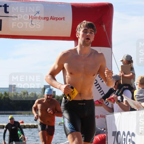 07.09.2025 - 19. Norderstedt Triathlon Luisa Fischer http://msf.ph/oto/8749260 07.09.2025 10:56:19 Schwimmen 229, 760, 1206, 1308, 1314 meine-sportfotos.de