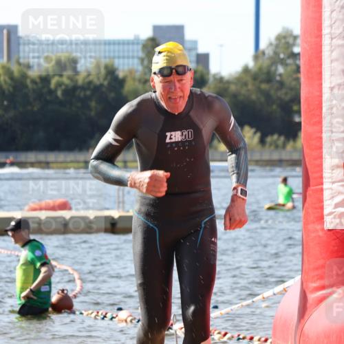 07.09.2025 - 19. Norderstedt Triathlon Luisa Fischer http://msf.ph/oto/8749284 07.09.2025 10:56:24 Schwimmen 203, 760, 1194, 1195, 1206, 1308, 1314 meine-sportfotos.de
