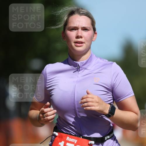 07.09.2025 - 19. Norderstedt Triathlon Michael Strokosch http://msf.ph/oto/8749297 07.09.2025 12:41:21 Laufen 176, 213, 767, 1296 meine-sportfotos.de