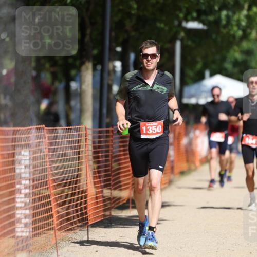 07.09.2025 - 19. Norderstedt Triathlon Michael Strokosch http://msf.ph/oto/8749363 07.09.2025 12:41:32 Laufen 164, 287, 846, 1350 meine-sportfotos.de