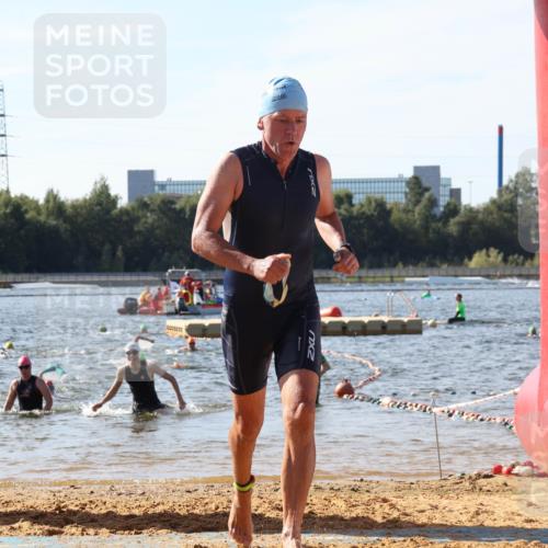 07.09.2025 - 19. Norderstedt Triathlon Luisa Fischer http://msf.ph/oto/8749365 07.09.2025 10:56:53 Schwimmen 296, 1152, 1279, 1395 meine-sportfotos.de