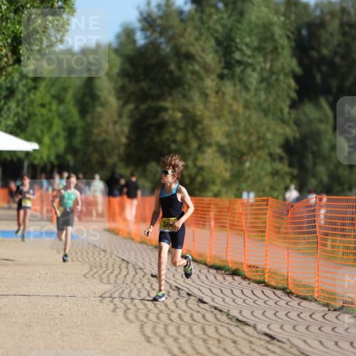 07.09.2025 - 19. Norderstedt Triathlon Michael Strokosch http://msf.ph/oto/8749366 07.09.2025 09:48:57 Laufen 560 meine-sportfotos.de