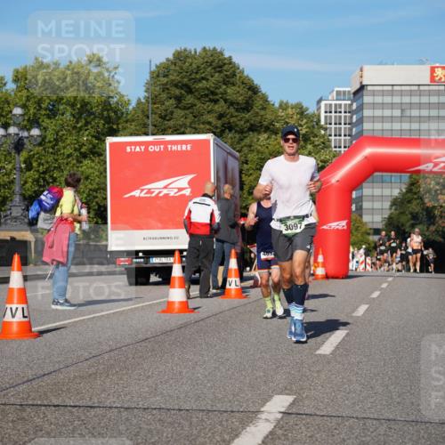07.09.2025 - BARMER Alsterlauf Yannick Fuchs http://msf.ph/oto/8749374 07.09.2025 09:34:06 Laufen 1, 409, 3097 meine-sportfotos.de