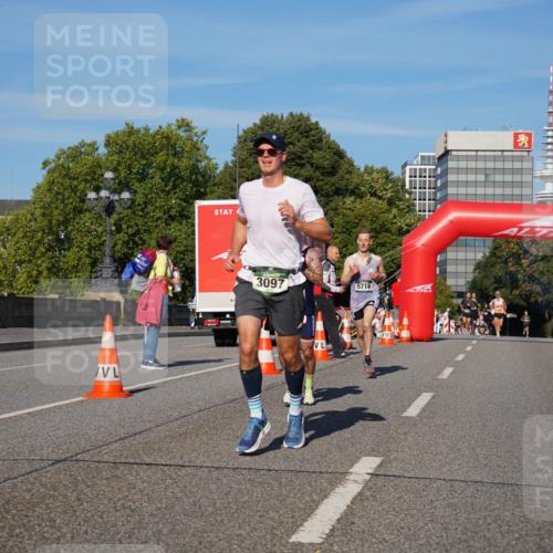 07.09.2025 - BARMER Alsterlauf Yannick Fuchs http://msf.ph/oto/8749381 07.09.2025 09:34:07 Laufen 3097, 5716 meine-sportfotos.de