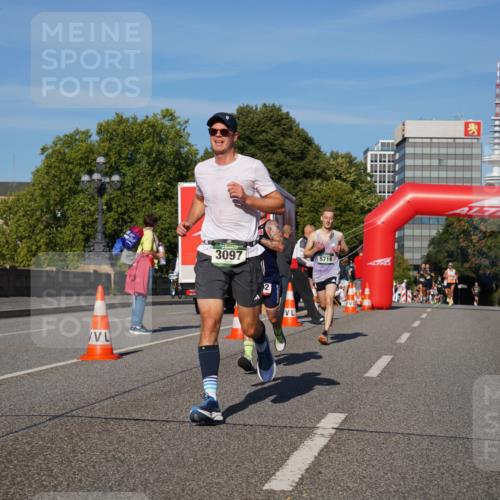 07.09.2025 - BARMER Alsterlauf Yannick Fuchs http://msf.ph/oto/8749387 07.09.2025 09:34:07 Laufen 3097, 5716 meine-sportfotos.de