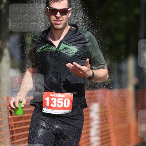 07.09.2025 - 19. Norderstedt Triathlon Michael Strokosch http://msf.ph/oto/8749419 07.09.2025 12:41:35 Laufen 164, 287, 823, 846, 1350 meine-sportfotos.de