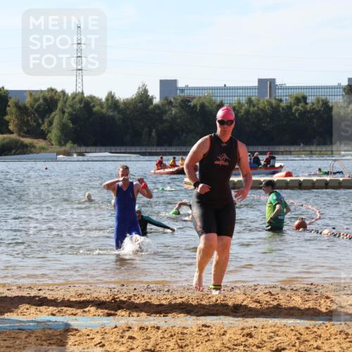 07.09.2025 - 19. Norderstedt Triathlon Luisa Fischer http://msf.ph/oto/8749421 07.09.2025 10:57:03 Schwimmen 1152, 1279, 1394 meine-sportfotos.de