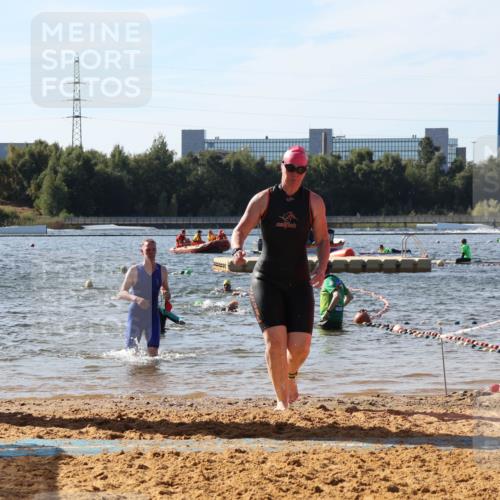07.09.2025 - 19. Norderstedt Triathlon Luisa Fischer http://msf.ph/oto/8749424 07.09.2025 10:57:03 Schwimmen 1152, 1279, 1394 meine-sportfotos.de