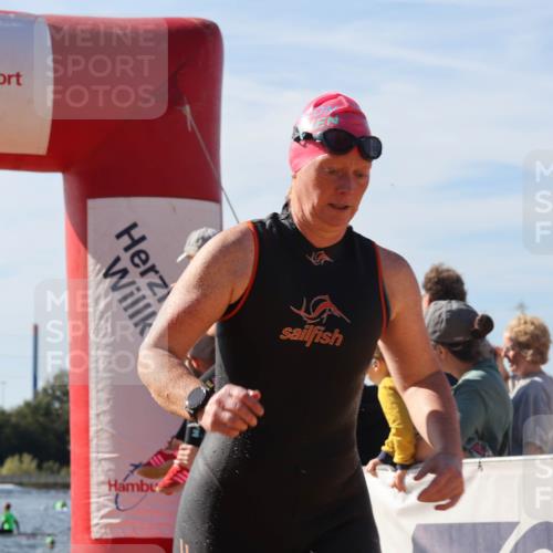 07.09.2025 - 19. Norderstedt Triathlon Luisa Fischer http://msf.ph/oto/8749449 07.09.2025 10:57:06 Schwimmen 1152, 1228, 1394 meine-sportfotos.de