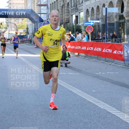 07.09.2025 - BARMER Alsterlauf Strokosch-Dieckow http://msf.ph/oto/8749451 07.09.2025 11:10:32 Ziel  meine-sportfotos.de