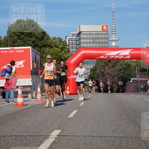 07.09.2025 - BARMER Alsterlauf Yannick Fuchs http://msf.ph/oto/8749469 07.09.2025 09:34:16 Laufen 1, 5161, 5878, 99, 4632 meine-sportfotos.de