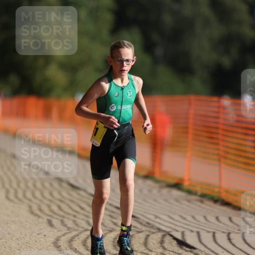 07.09.2025 - 19. Norderstedt Triathlon Michael Strokosch http://msf.ph/oto/8749476 07.09.2025 09:49:06 Laufen 560, 581 meine-sportfotos.de