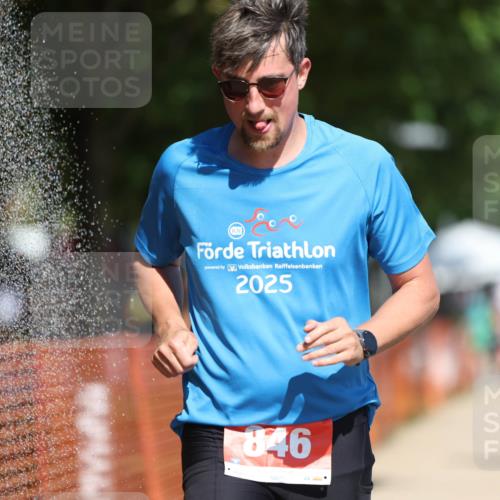 07.09.2025 - 19. Norderstedt Triathlon Michael Strokosch http://msf.ph/oto/8749482 07.09.2025 12:41:40 Laufen 164, 287, 823, 846, 1309 meine-sportfotos.de