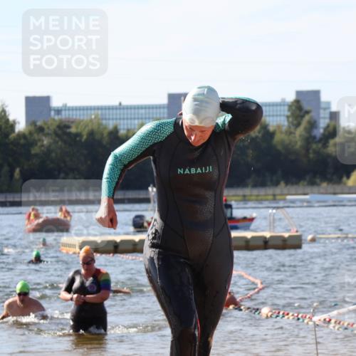 07.09.2025 - 19. Norderstedt Triathlon Luisa Fischer http://msf.ph/oto/8749483 07.09.2025 10:57:14 Schwimmen 1218, 1228, 1394 meine-sportfotos.de