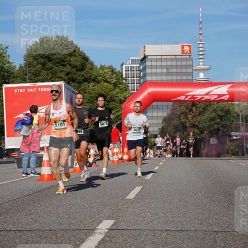 07.09.2025 - BARMER Alsterlauf Yannick Fuchs http://msf.ph/oto/8749485 07.09.2025 09:34:17 Laufen 5161, 99, 5878, 4632 meine-sportfotos.de