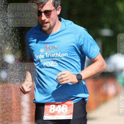 07.09.2025 - 19. Norderstedt Triathlon Michael Strokosch http://msf.ph/oto/8749486 07.09.2025 12:41:40 Laufen 164, 287, 823, 846, 1309 meine-sportfotos.de