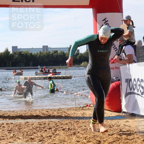07.09.2025 - 19. Norderstedt Triathlon Luisa Fischer http://msf.ph/oto/8749499 07.09.2025 10:57:16 Schwimmen 1218, 1228, 1394 meine-sportfotos.de