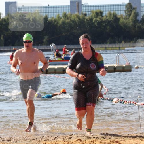 07.09.2025 - 19. Norderstedt Triathlon Luisa Fischer http://msf.ph/oto/8749528 07.09.2025 10:57:20 Schwimmen 1161, 1218, 1228, 1253 meine-sportfotos.de