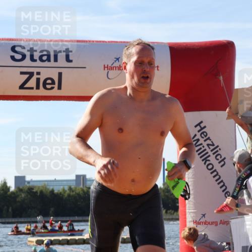 07.09.2025 - 19. Norderstedt Triathlon Luisa Fischer http://msf.ph/oto/8749556 07.09.2025 10:57:26 Schwimmen 1161, 1218, 1253 meine-sportfotos.de
