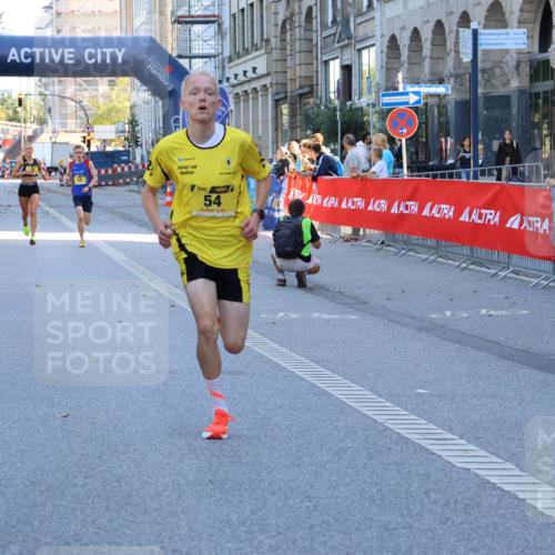 07.09.2025 - BARMER Alsterlauf Strokosch-Dieckow http://msf.ph/oto/8749562 07.09.2025 11:10:31 Ziel  meine-sportfotos.de