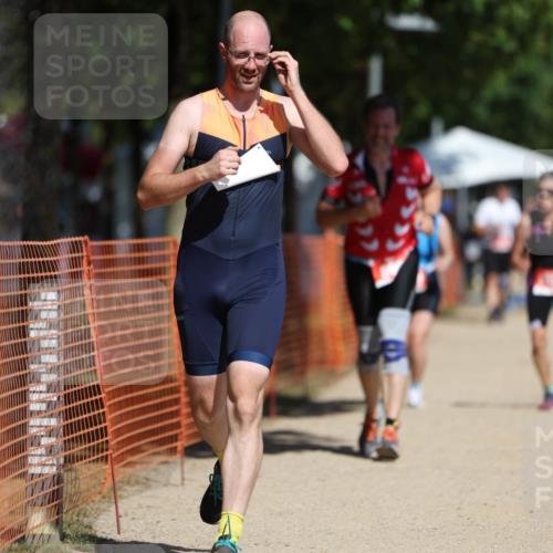 07.09.2025 - 19. Norderstedt Triathlon Michael Strokosch http://msf.ph/oto/8749576 07.09.2025 12:41:55 Laufen 756, 800, 1243, 1327 meine-sportfotos.de