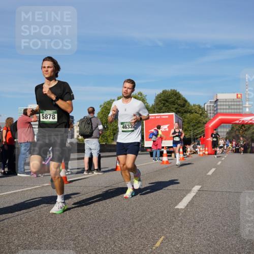 07.09.2025 - BARMER Alsterlauf Yannick Fuchs http://msf.ph/oto/8749580 07.09.2025 09:34:20 Laufen 7, 5878, 4632, 3517 meine-sportfotos.de