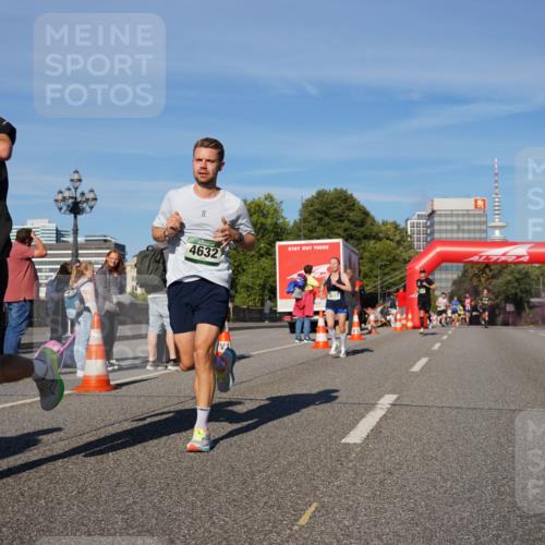 07.09.2025 - BARMER Alsterlauf Yannick Fuchs http://msf.ph/oto/8749593 07.09.2025 09:34:21 Laufen 5878, 4632, 3517 meine-sportfotos.de