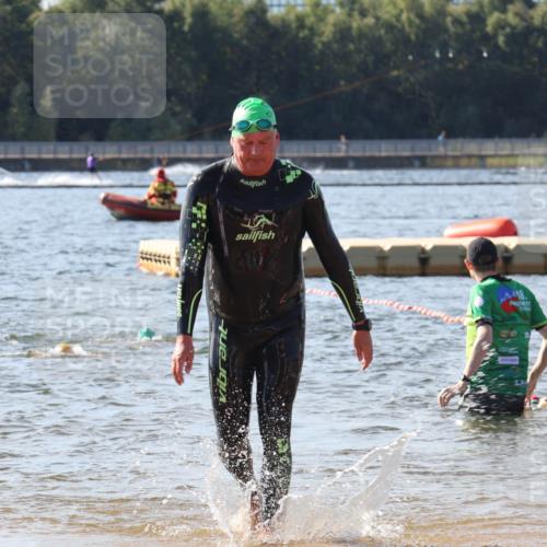 07.09.2025 - 19. Norderstedt Triathlon Luisa Fischer http://msf.ph/oto/8749653 07.09.2025 10:58:03 Schwimmen 710 meine-sportfotos.de