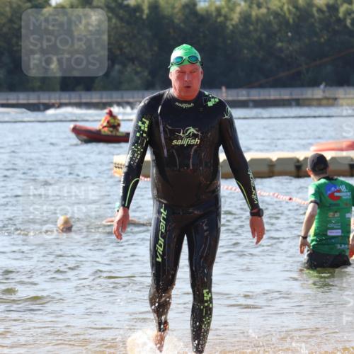 07.09.2025 - 19. Norderstedt Triathlon Luisa Fischer http://msf.ph/oto/8749665 07.09.2025 10:58:04 Schwimmen 710 meine-sportfotos.de