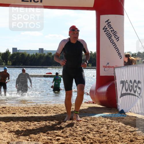 07.09.2025 - 19. Norderstedt Triathlon Luisa Fischer http://msf.ph/oto/8749699 07.09.2025 15:11:48 Schwimmen 432, 923, 925, 1455 meine-sportfotos.de