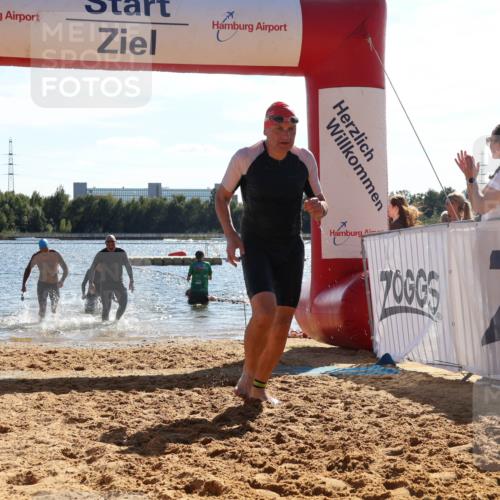 07.09.2025 - 19. Norderstedt Triathlon Luisa Fischer http://msf.ph/oto/8749702 07.09.2025 15:11:48 Schwimmen 432, 923, 925, 1455 meine-sportfotos.de