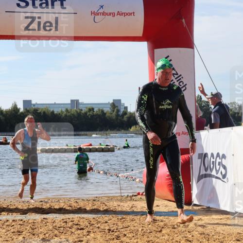 07.09.2025 - 19. Norderstedt Triathlon Luisa Fischer http://msf.ph/oto/8749726 07.09.2025 10:58:10 Schwimmen 152, 710 meine-sportfotos.de