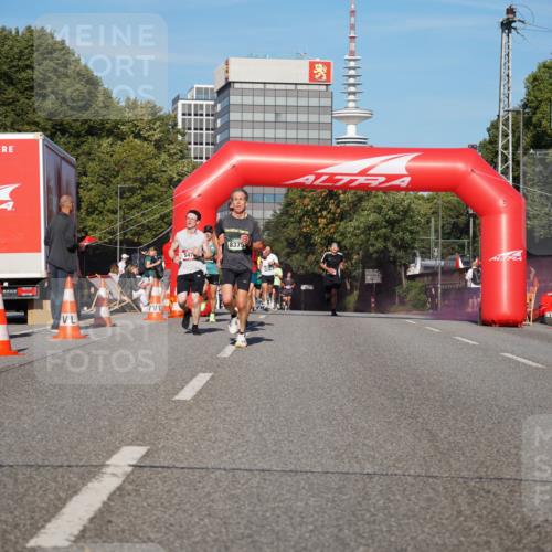 07.09.2025 - BARMER Alsterlauf Yannick Fuchs http://msf.ph/oto/8749731 07.09.2025 09:34:26 Laufen 1, 547, 8375 meine-sportfotos.de