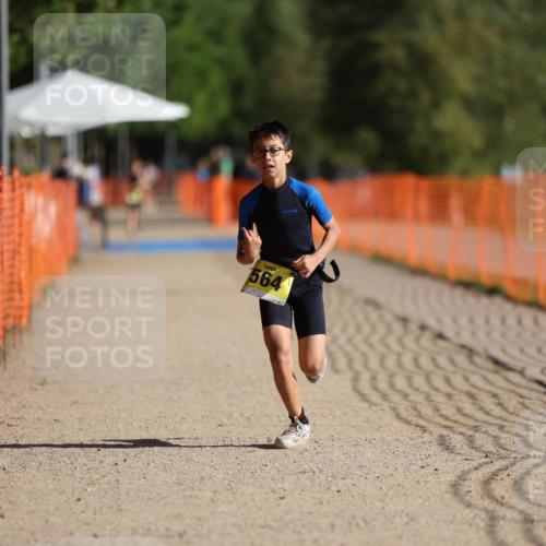 07.09.2025 - 19. Norderstedt Triathlon Michael Strokosch http://msf.ph/oto/8749740 07.09.2025 09:49:54 Laufen 564 meine-sportfotos.de