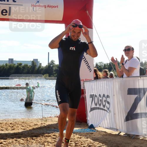 07.09.2025 - 19. Norderstedt Triathlon Luisa Fischer http://msf.ph/oto/8749774 07.09.2025 15:12:31 Schwimmen 952 meine-sportfotos.de