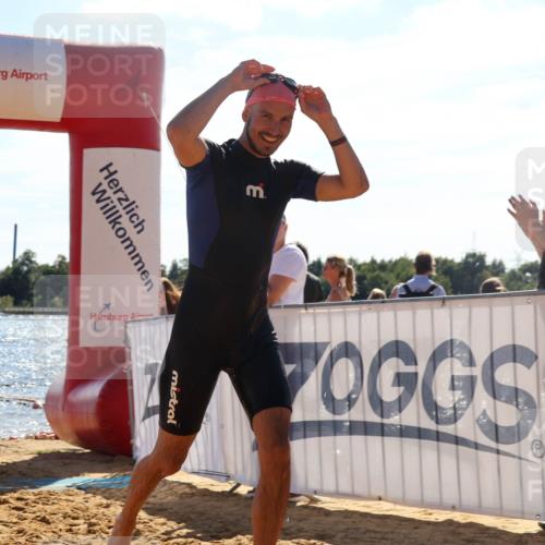 07.09.2025 - 19. Norderstedt Triathlon Luisa Fischer http://msf.ph/oto/8749785 07.09.2025 15:12:32 Schwimmen 952 meine-sportfotos.de