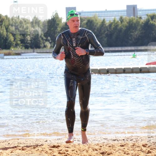 07.09.2025 - 19. Norderstedt Triathlon Luisa Fischer http://msf.ph/oto/8749795 07.09.2025 15:13:33 Schwimmen 947 meine-sportfotos.de