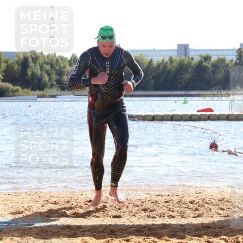 07.09.2025 - 19. Norderstedt Triathlon Luisa Fischer http://msf.ph/oto/8749810 07.09.2025 15:13:34 Schwimmen 947 meine-sportfotos.de