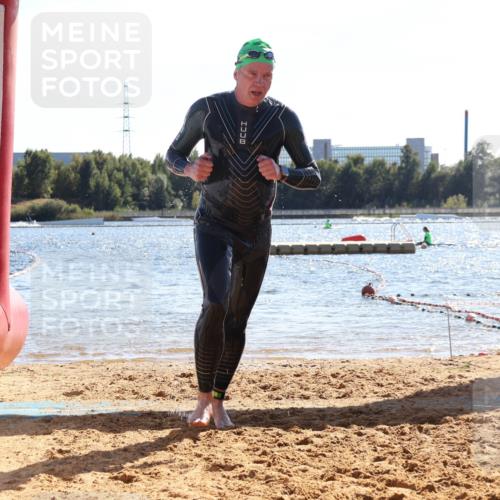 07.09.2025 - 19. Norderstedt Triathlon Luisa Fischer http://msf.ph/oto/8749821 07.09.2025 15:13:35 Schwimmen 947 meine-sportfotos.de