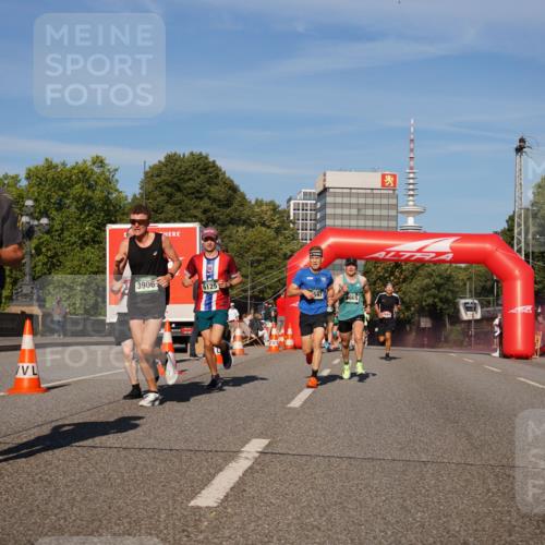 07.09.2025 - BARMER Alsterlauf Yannick Fuchs http://msf.ph/oto/8749825 07.09.2025 09:34:30 Laufen 8375, 3906, 6125, 597 meine-sportfotos.de