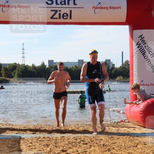07.09.2025 - 19. Norderstedt Triathlon Luisa Fischer http://msf.ph/oto/8749841 07.09.2025 10:58:28 Schwimmen 704, 1274 meine-sportfotos.de