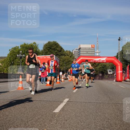 07.09.2025 - BARMER Alsterlauf Yannick Fuchs http://msf.ph/oto/8749843 07.09.2025 09:34:30 Laufen 8375, 3906, 6125 meine-sportfotos.de