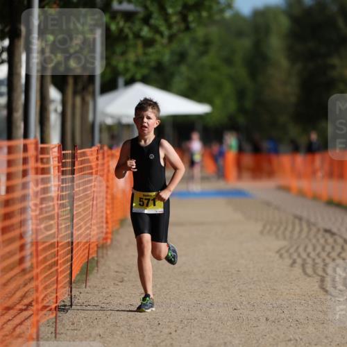 07.09.2025 - 19. Norderstedt Triathlon Michael Strokosch http://msf.ph/oto/8749845 07.09.2025 09:50:18 Laufen 571 meine-sportfotos.de