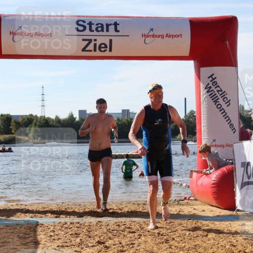 07.09.2025 - 19. Norderstedt Triathlon Luisa Fischer http://msf.ph/oto/8749846 07.09.2025 10:58:29 Schwimmen 704, 1274 meine-sportfotos.de