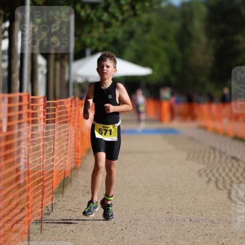 07.09.2025 - 19. Norderstedt Triathlon Michael Strokosch http://msf.ph/oto/8749857 07.09.2025 09:50:18 Laufen 571 meine-sportfotos.de